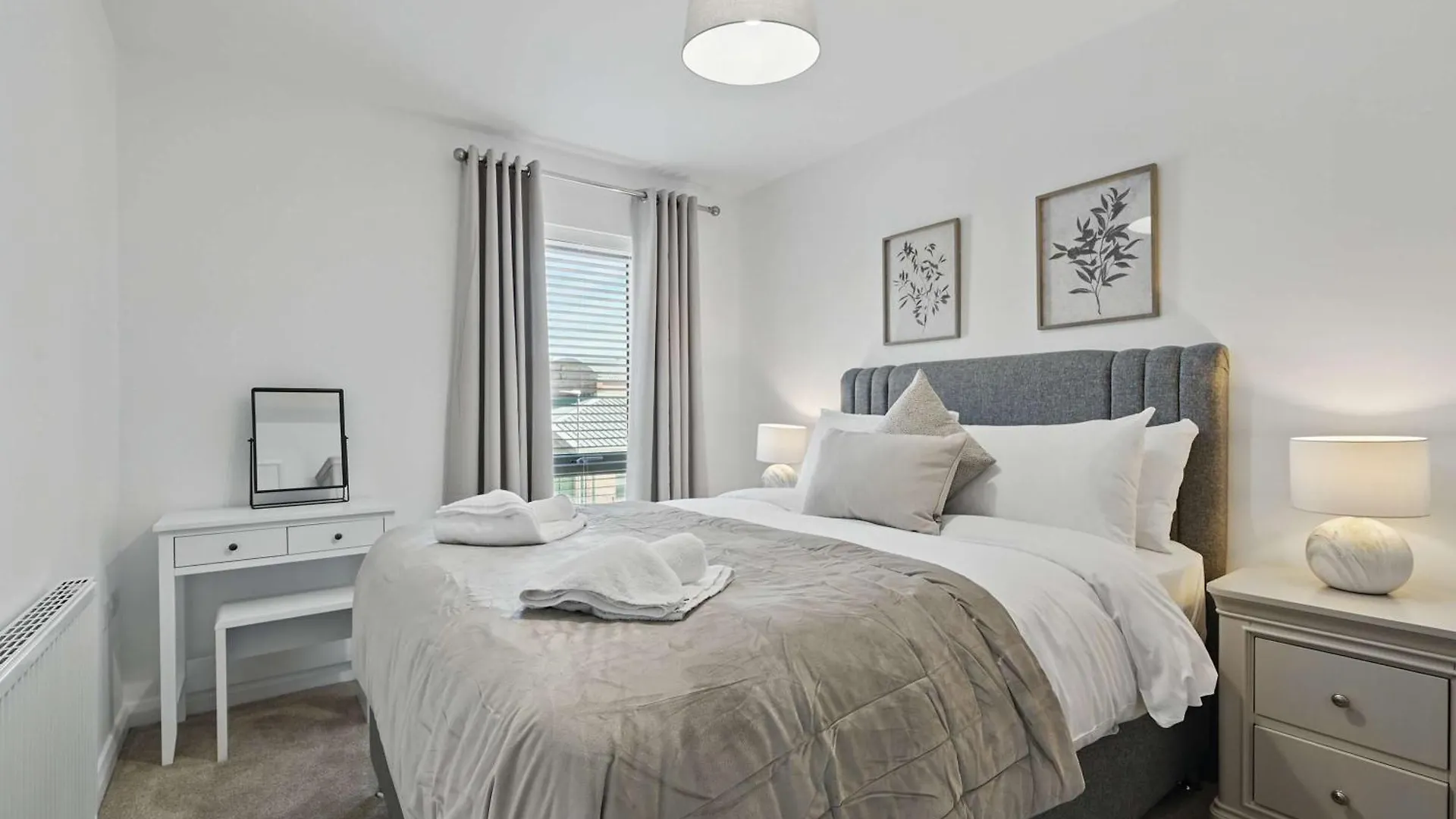 Central Belfast Apartments - The Pass Residences