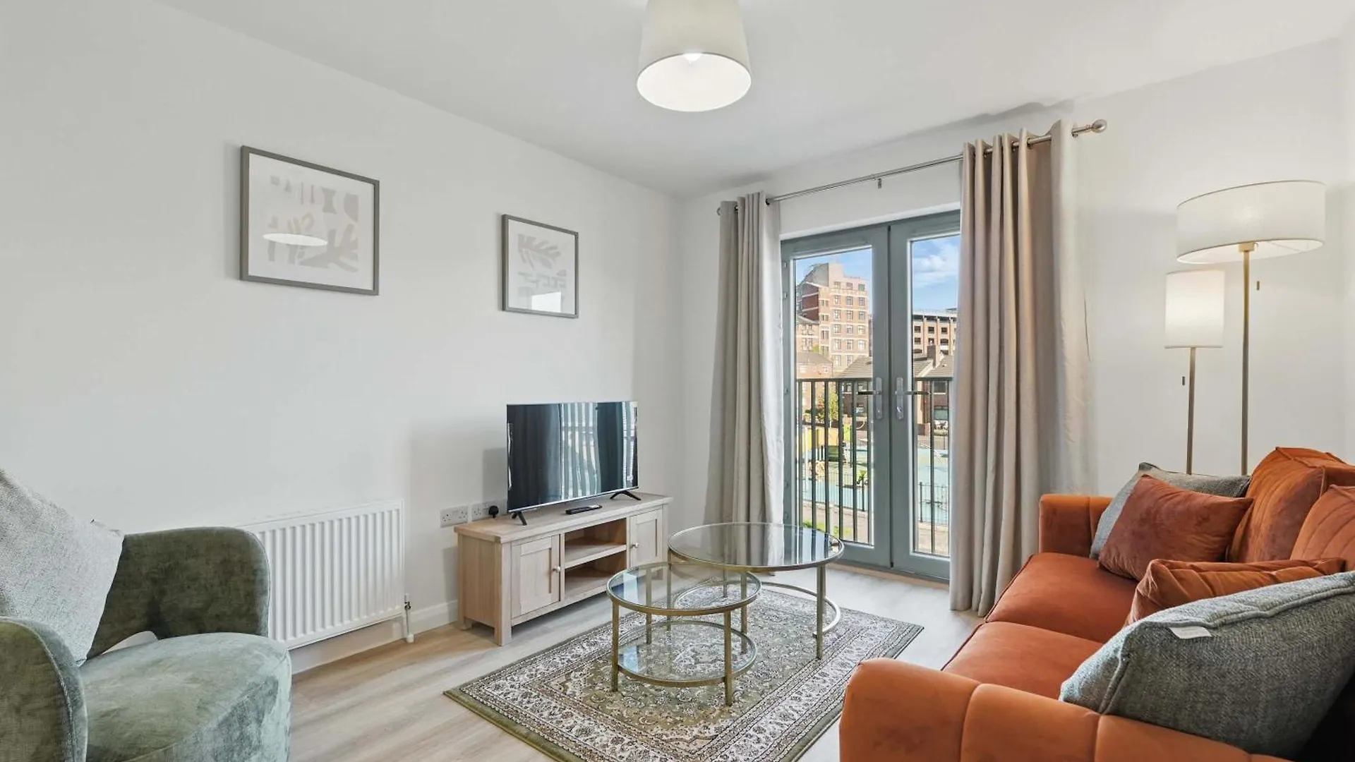 Central Belfast Apartments - The Pass Residences