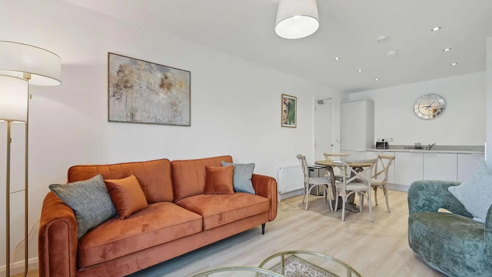 Central Belfast Apartments - The Pass Residences